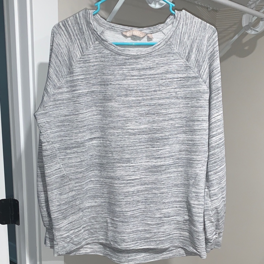 Athleta Heather Gray Knit Top
